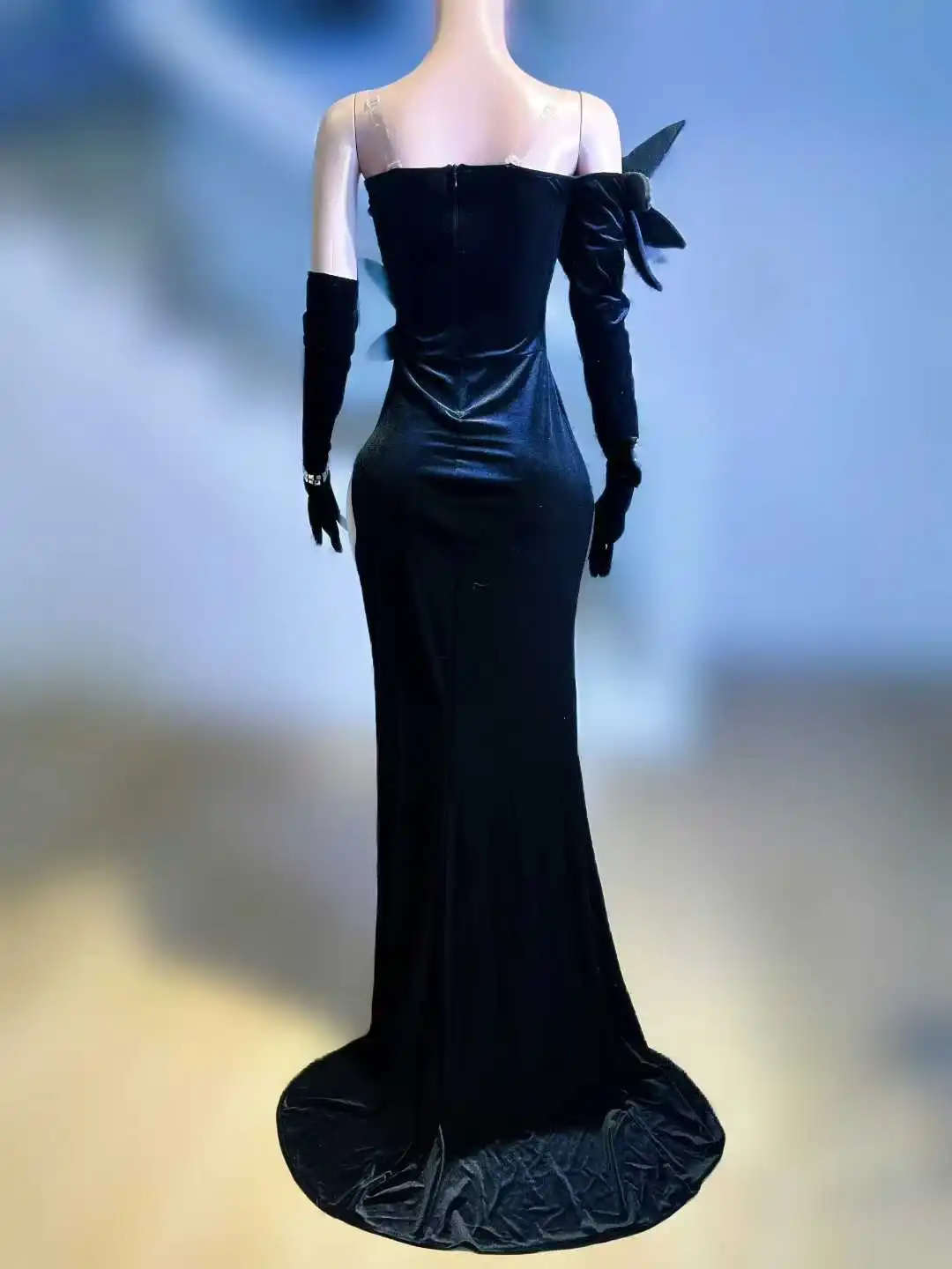 فستان نسائي طويل مخملي ملفت للنظر أسود مثير سبليت شيونغسام أزياء عيد الميلاد المسائية والحفلات الراقصة