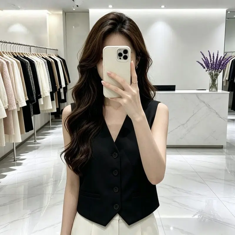 Women's 2026 Summer New Black Suit Vest Cropped Sleeveless Petite Old Money Elegant Korean Office Chic Top