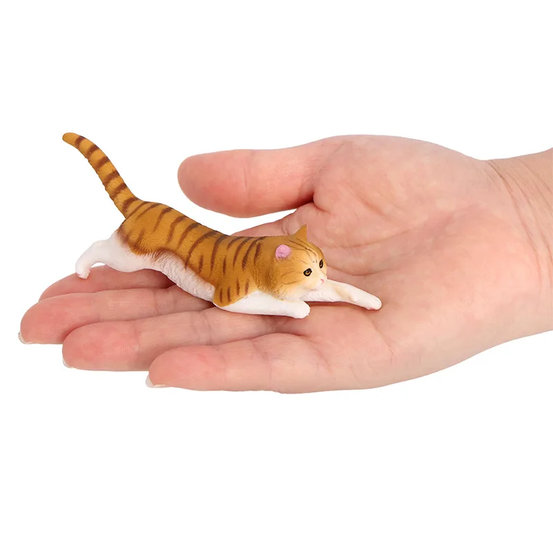 Realistic PVC Crawling Sneaking Cat Figurine Mini Animal Model for Gap Scene Desktop Home Display Ornament
