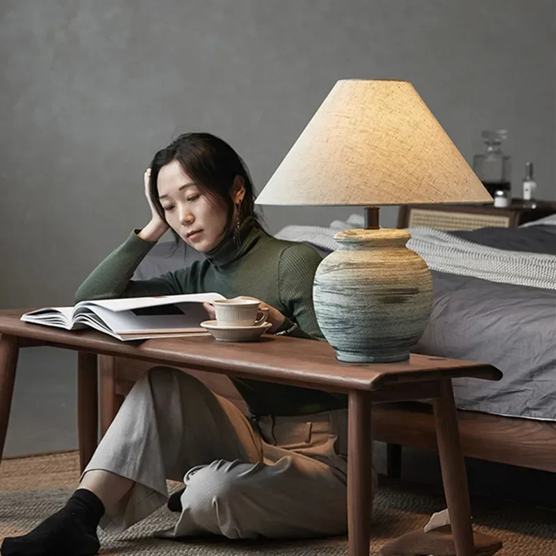 Japanese Style Wabi-sabi Retro Design Ceramic Jar Table Lamp New Chinese Style Hotel Living Room Bedroom Bedside Reading Lamp