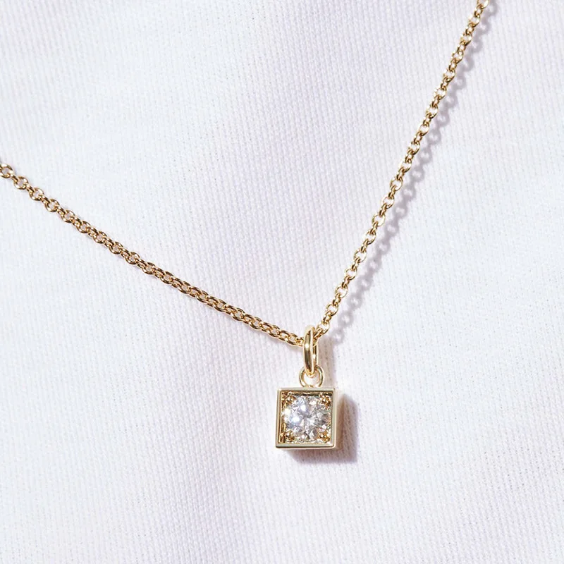 

Jenny&dave S925 Sterling Silver Personalized Square Round Diamond Simple Necklace Jewelry Necklace Necklaces For Women