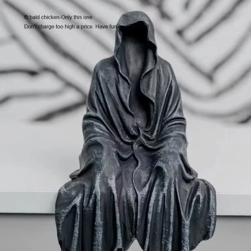 Movie The Lord of the Rings Nazgul Sitting posture Action Figures PVC Model statue Computer desktop decoration ornaments Toys
