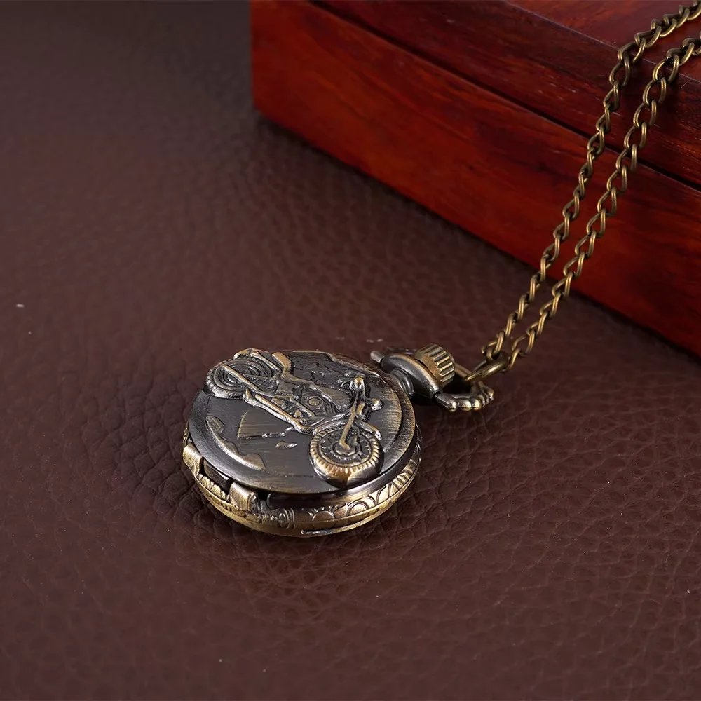 Bronzed pocket watch Motorcycle embossed pocket watch retro quartz small quartz clamshell necklace hang watch