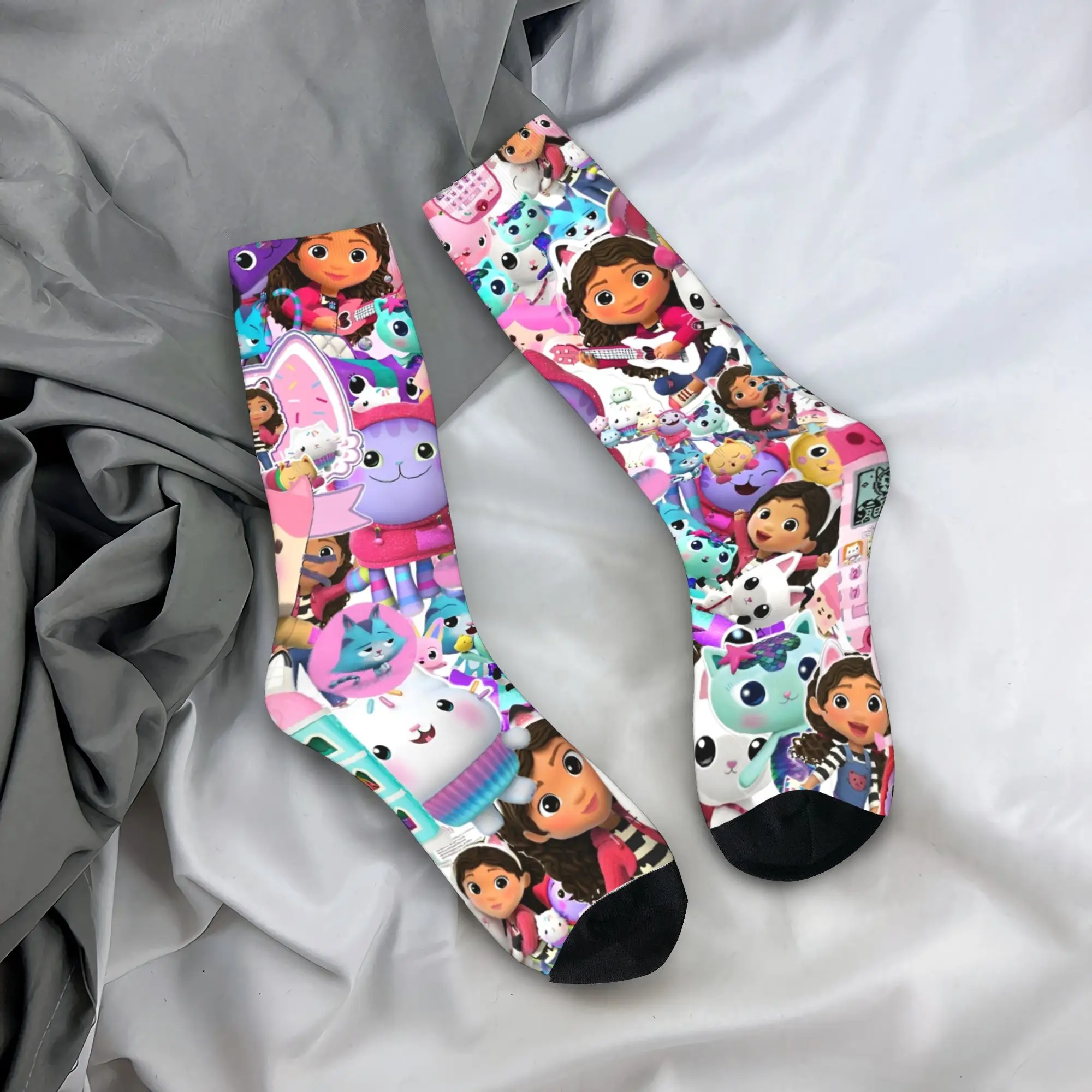 Zabawne skarpetki unisex na jesień i zimę z motywem kreskówkowym Gabby's Dollhouse, oddychające skarpetki piłkarskie.