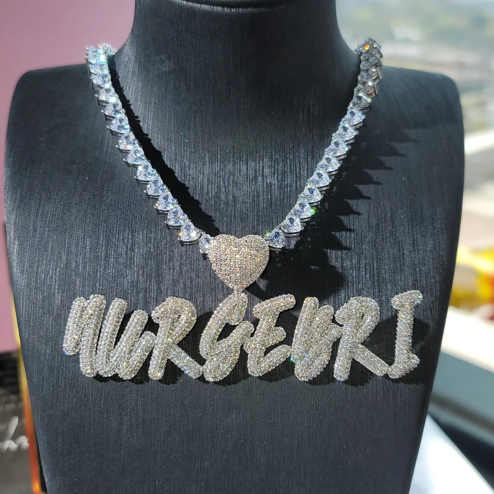 

Hip Hop Customized Name Necklace Cubic Zirconia Letters with Heart Clasp Ice Out Pendant For Women Jewelry