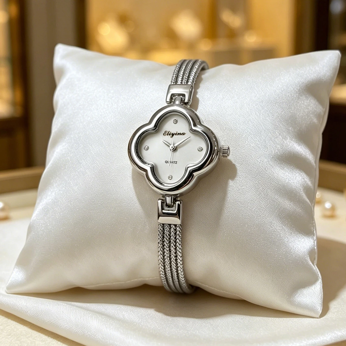 Exquisite Casual Flower-Shaped Quartz Bracelet Watch, Retro Fashion Fine Chain Women's Watch, Niche Light Luxury Wristwatch for Women