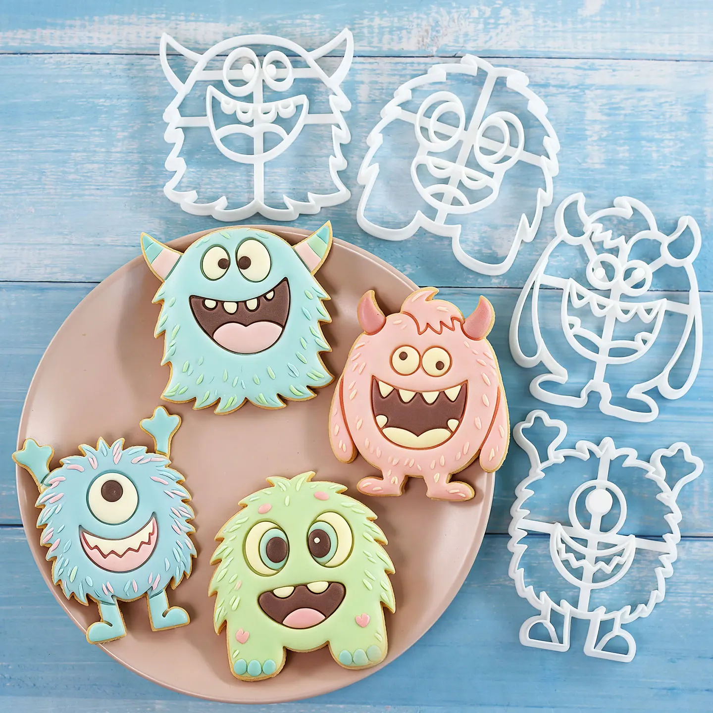 1 Pc/4 Pcs Large Monster Cookie Cutters 3D Cute Cartoon Character Shapes Cookie Molds for Kids Birthday Party, Halloween Decor
