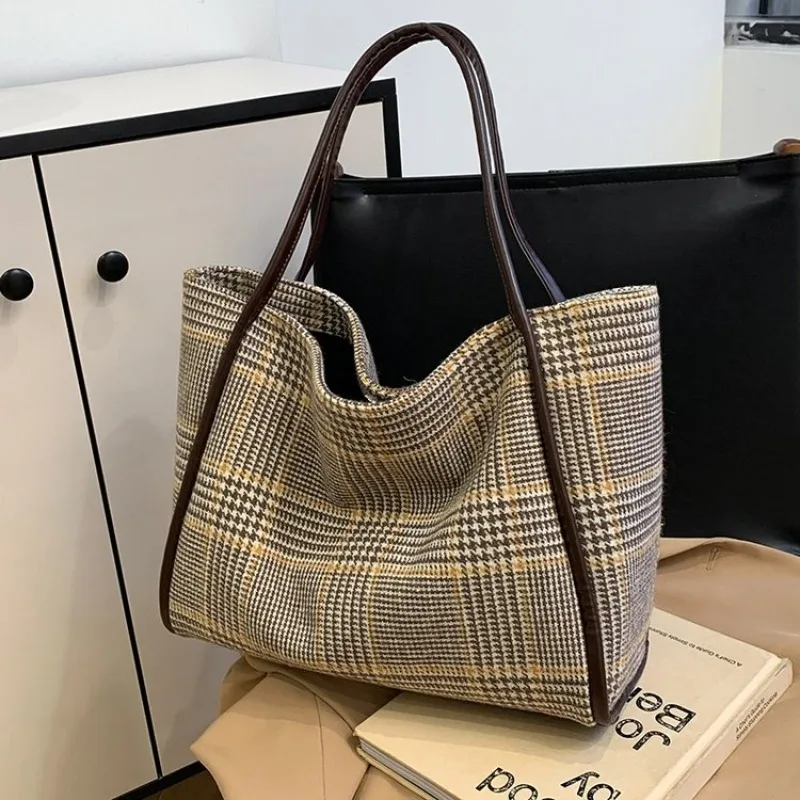 High-End Minimalist Diaper Bag Luxury Brand Messenger Vintage Original Retro Purse for Ladies Stylish Solid Color Handbag