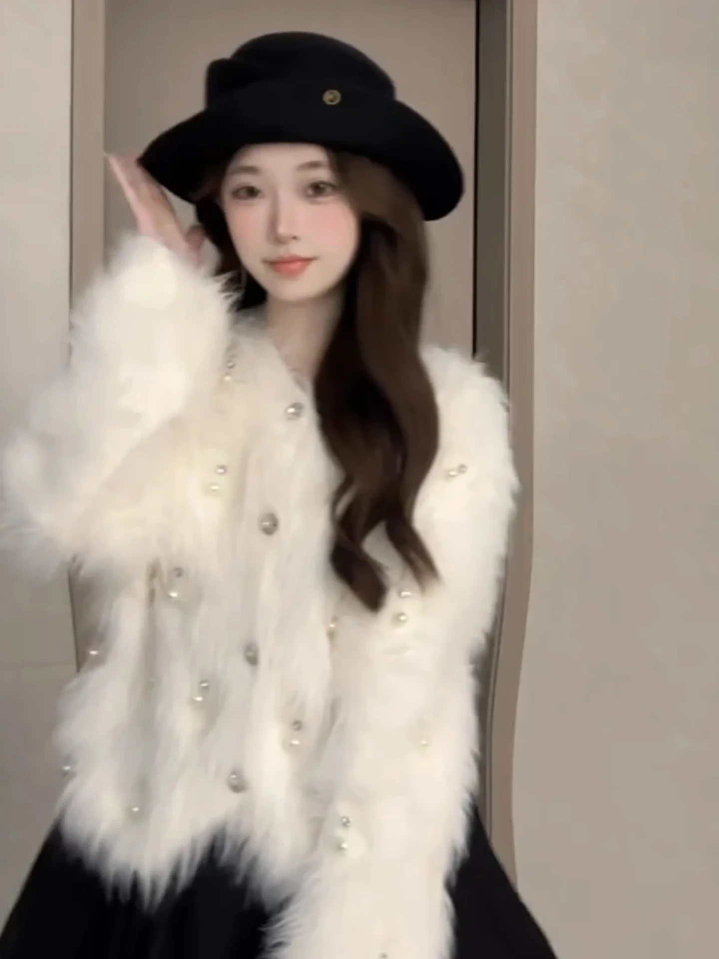 Korean Sle Pearl Button Thiened Knitted Cardigan Outerwear Faux Fur Warm Winter Sweater Women's Loose Fit Soft Knitwear