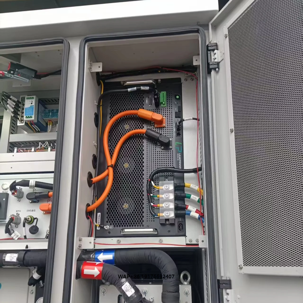 LeadPower all in one industrial & commercial solar ESS Lifepo4 cell high voltage 215Kwh with 100KW hybrid inverter