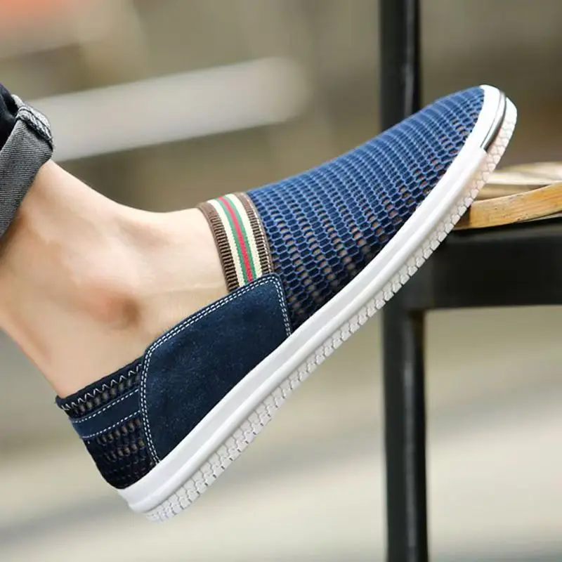 

Summer New Men Mesh Hollow Out Casual Sneakers Soft sole Non Slip Lightweight Breathable Round Toe Slip On Casual Walking Shoes
