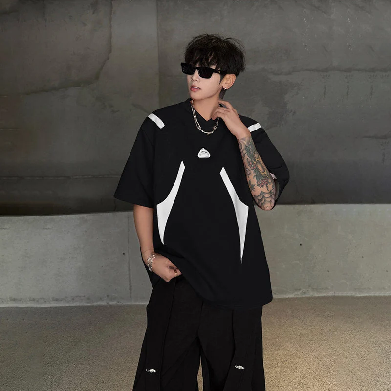 WTHT Fashion Men's Spliced Metal Contrast Color Shoulder Pads T-shirts Trendy Short Sleeves O-neck Tops Male 2025 Summer 2A0853