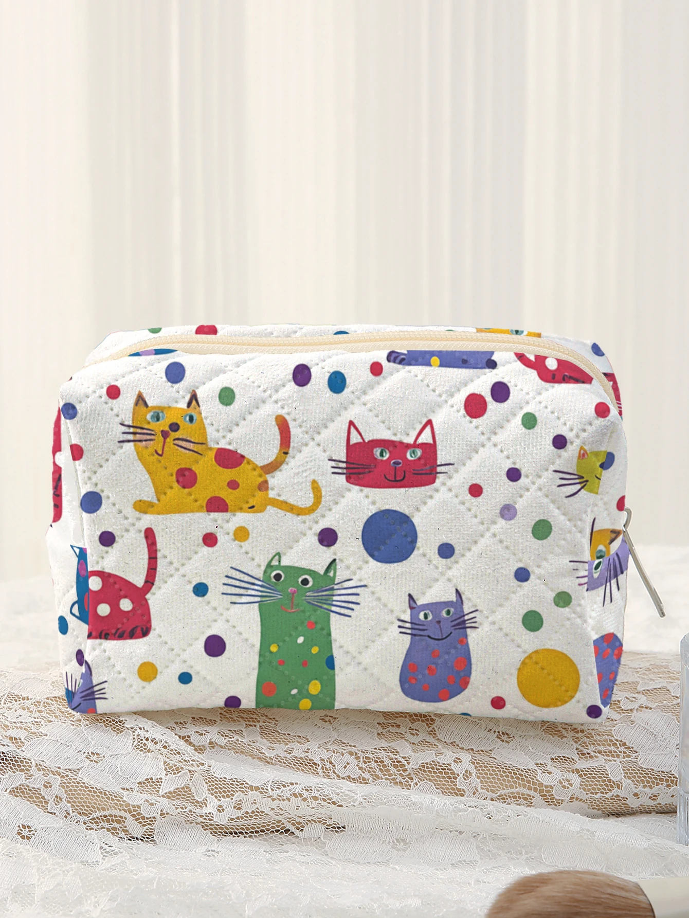 Large Quilted Cosmetic Bag Cute Colorful Polka Dot Cat Print Zipper Makeup Bag Women Daily Travel Storage Pouch