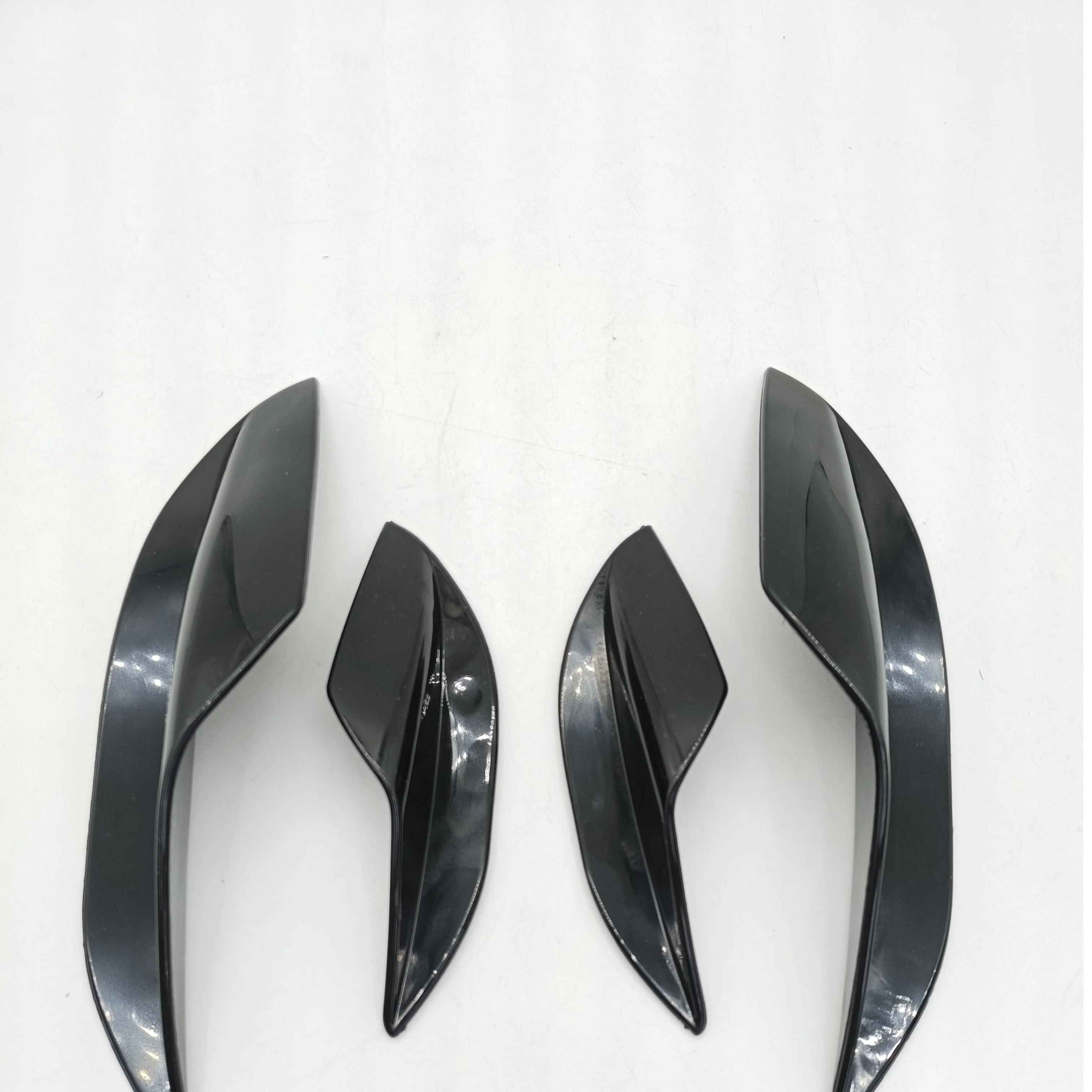 

Universal High-quality Bright Black Wind Blade Automobile Peripheral Wind Blade Automobile Refitting Accessories