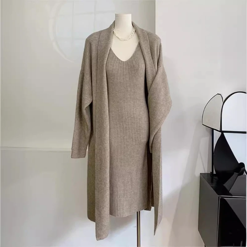 Fashion Ladies Two-piece Small Fragrant Style V-neck Dress Slim Knitted Suit Loose Cardigan Medium Elastic Temperament Suit Fit