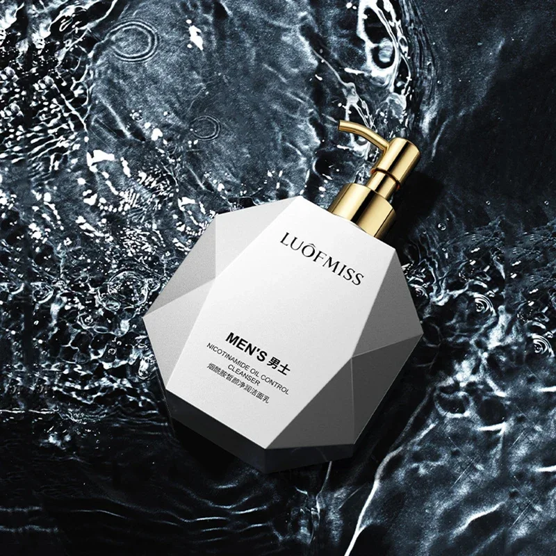 

Niacinamide Refreshing Facial Cleanser Deep Cleansing Oil Control Refines Pores Moisturizing Mild Non-tightening Cleanser