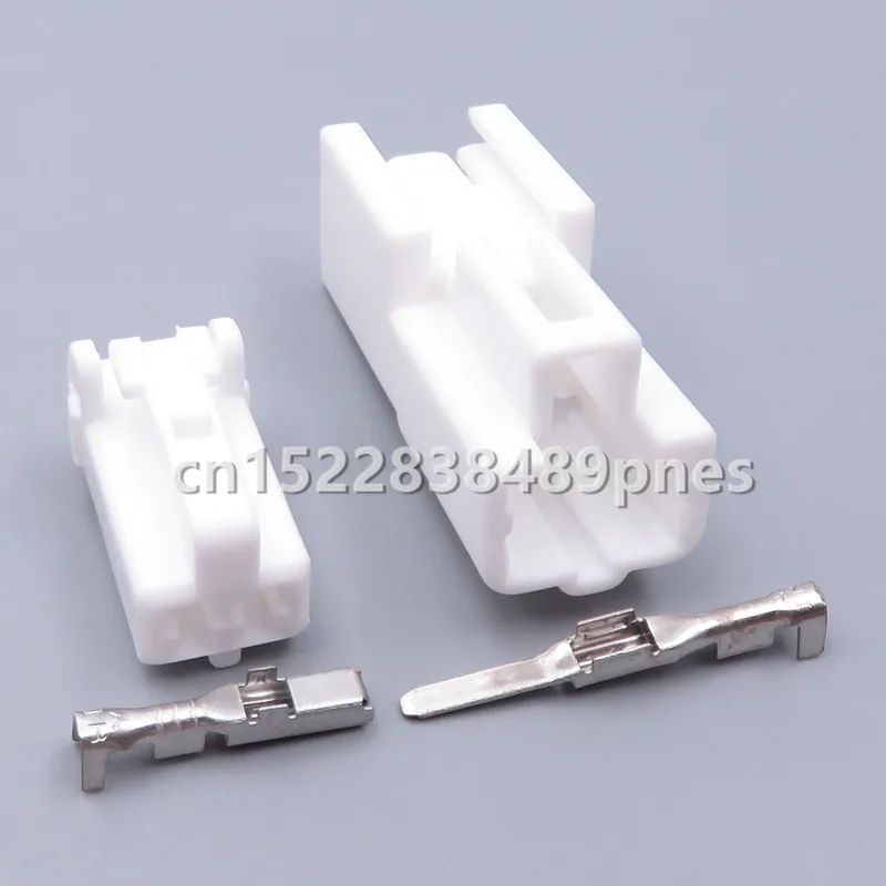 

2 Pole 7282-1027 7283-1027 MG651201-4 Automotive Brake Reversing Light Socket Speak Audio Wiring Connector For Toyota