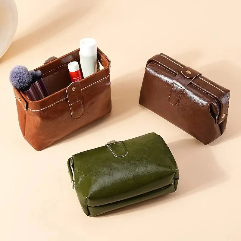 Wasserdichte Knopf-Geldbörse, Aufbewahrungstasche, modische Vintage-Kosmetiktasche aus PU-Leder für Damen, Make-up-Organizer mit großer Kapazität