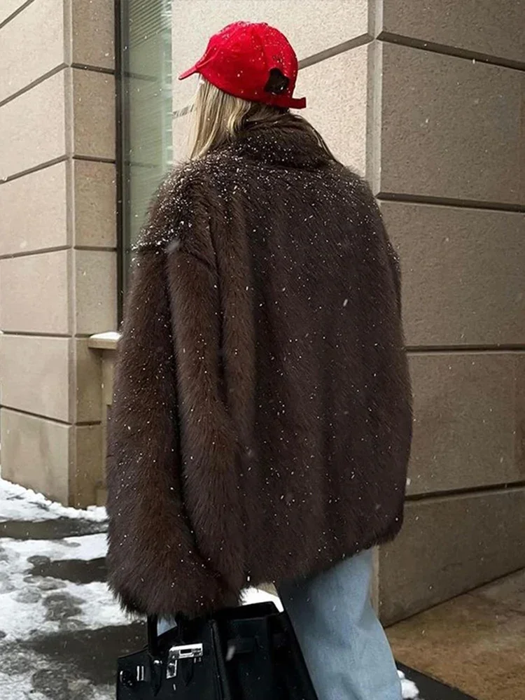 2025 Winter Gradient Faux Fur Coat Women Luxury Oversized Thick Warm Outerwear Long Sleeve Fluffy Faux Fox Fur Outerwears