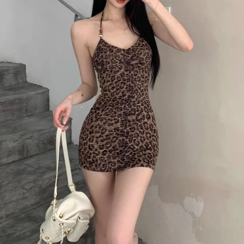 

Leopard Print Sexy Dresses 2025 Woman Summer Fashion Lace Up Halter Sleeveless Skinny Midnight Party Clubwear Mini Dress Bodycon