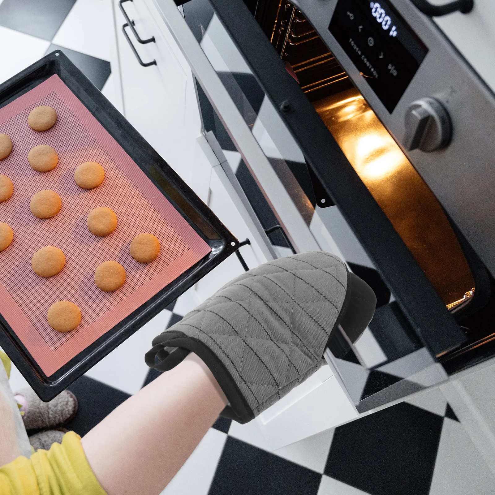 

1Pair Heat Resistant Oven Mitts Cotton Baking Gloves Practical for Home Restaurant Hotel Use Heat-Resistant Gloves