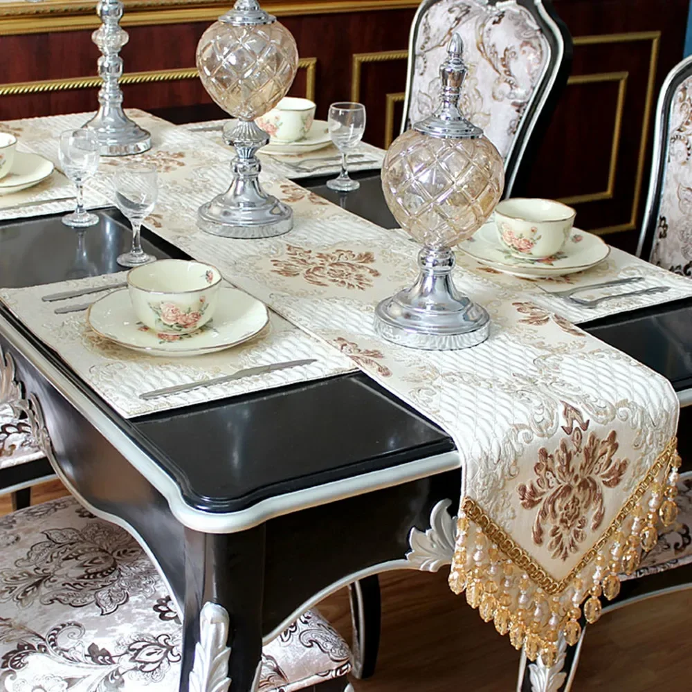 Beige Royal Luxury Jacquard Table Runner European Delicate Tassel Pendant Tablecloth Table Cover for Wedding Hotel Dinner Party