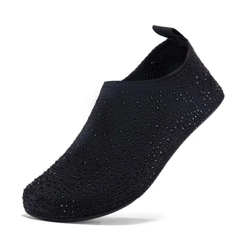 2026 New Designer Style Women's Aqua Shoes Lightweight Beach Water Socks Swimming Shoes Indoor Women Fitness Yoga Sneakers