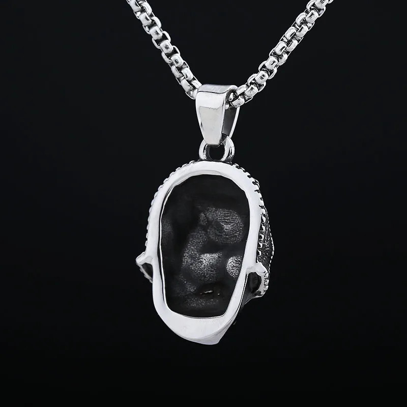 Punk Rock 2024 New Vintage Stainless Steel Skull Head And Pattern Necklace For Men Gothic Chain Biker Jewelry Party Gift