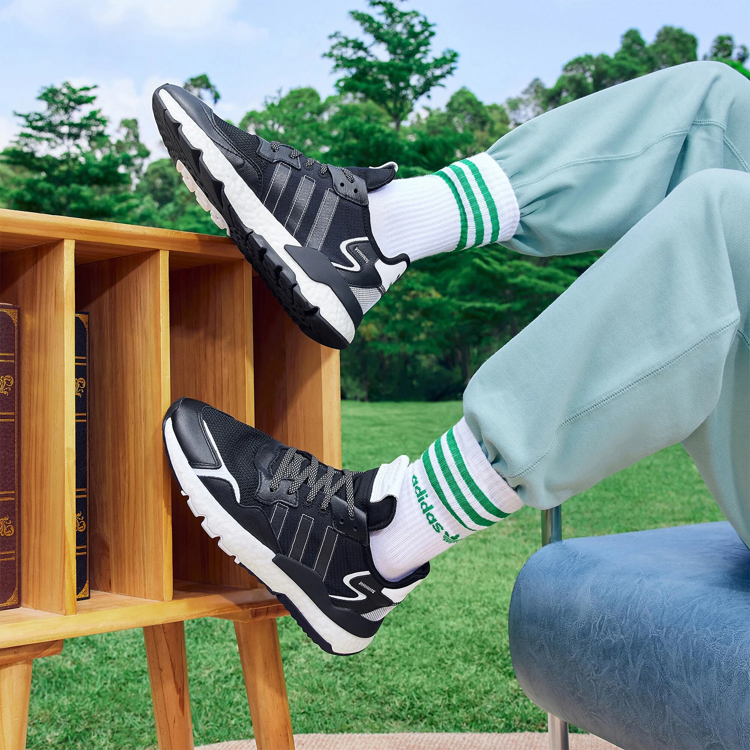

Оригинальные спортивные кроссовки унисекс Adidas Originals NITE JOGGER FW2055