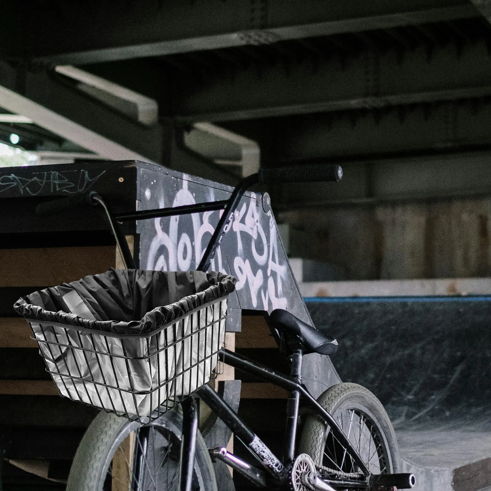 

Bicycle Basket Rain Cover Waterproof Oxford Cloth Front Basket Liner Moisture Protection Ideal for Shopping