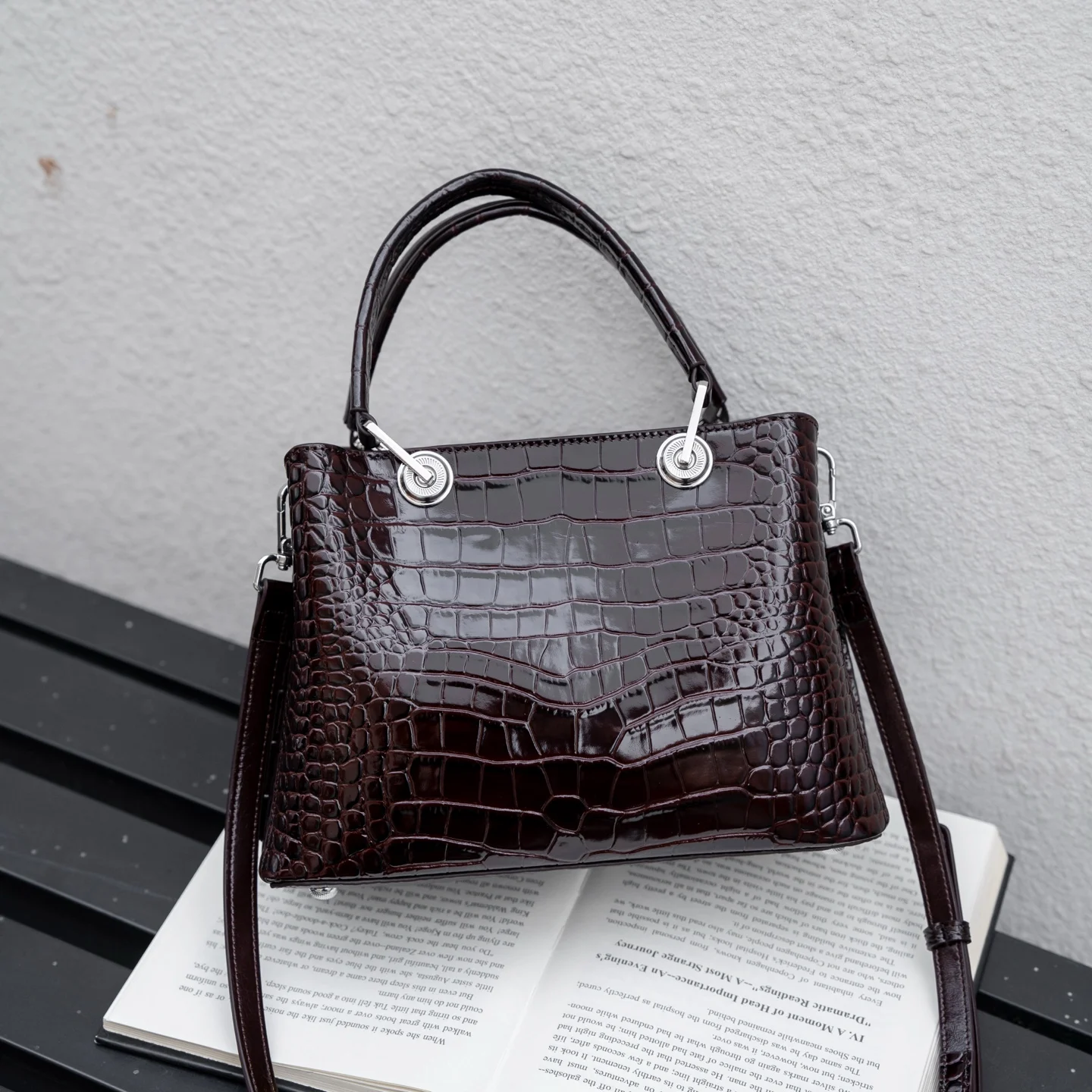 Aidrani Ladies Glossy Croc Print Handbag, Elegant Top Handle Satchel, Removable Shoulder Strap, Multi Pockets Crossbody Bag