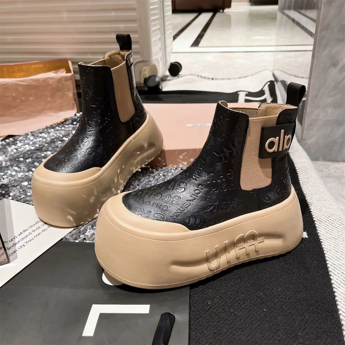 

Роскошные женские ботинки, винтажные эластичные ботинки «Челси» с большим принтом головы, корейские модные высокие уличные кроссовки на платформе