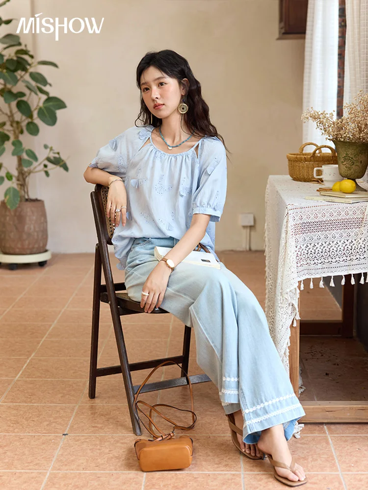 MISHOW المرأة فراشة التطريز بلوزة 2025 صيف جديد موضة الجوف خارج س الرقبة رداء علوي غير رسمي الملابس النسائية MXE36X1878