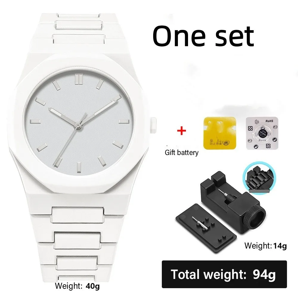 Lightweight Plastic Case Quartz Wristwatch Reliable Quartz Movement Calendar Display Calendar Watch Classic Design