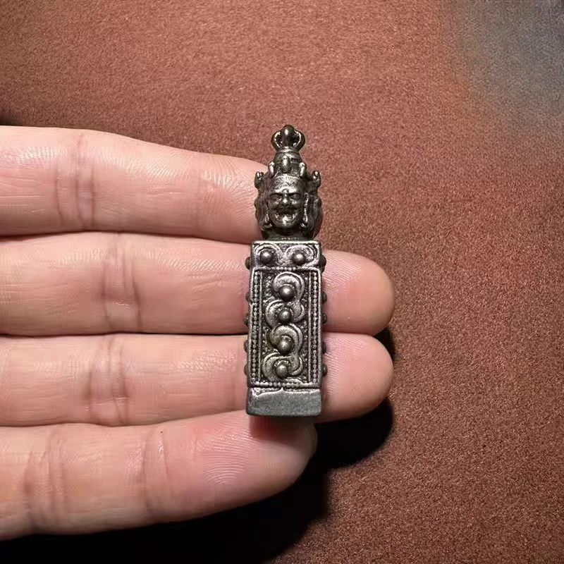 Cold IronThree-faced Mahakala Seal Tibetan Vajra Stamp Pendant Solid Cloud Iron Rectangle Amulet Vintage Tibetan Religious Decor