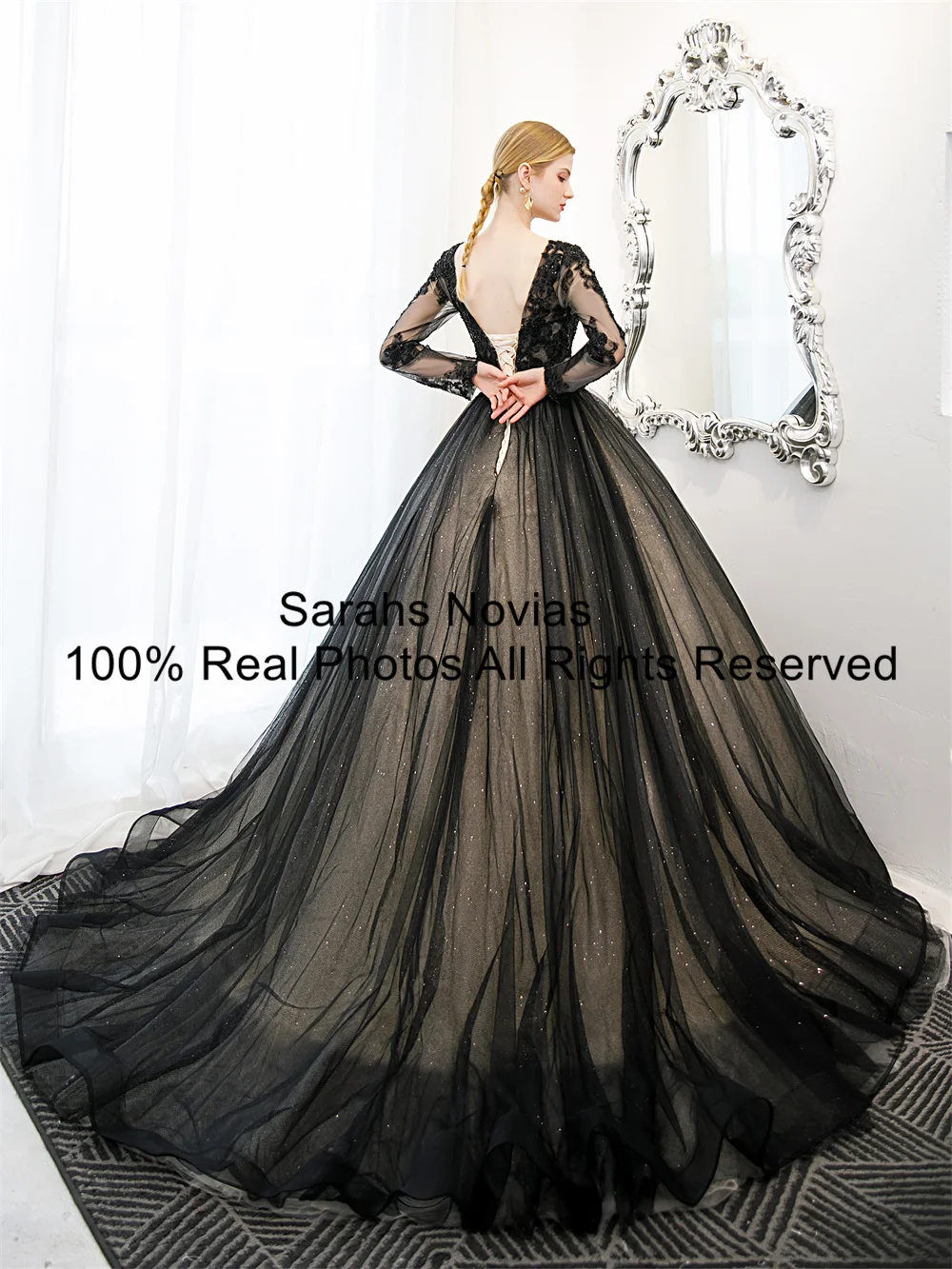 Ball Gown Champagne and Black Gothic Wedding Dresses Long Sleeves V Neck Princess Sparkle Lace Tulle Women Colorful Wedding Gown