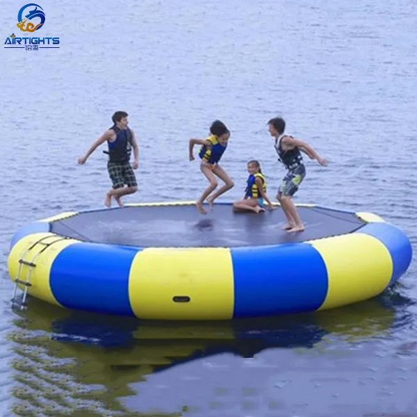 Trampolin air tiup, ukuran besar 6m diameter gaya pegas lompat aqua bouncer