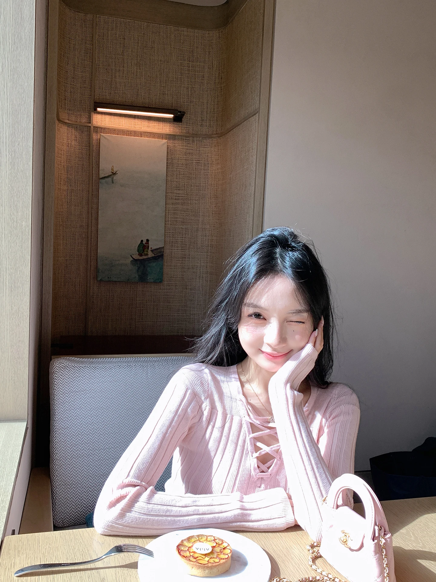 

Розовый вязаный свитер с тонкими бретелями и V-образным вырезом, женская базовая кофта, облегающая, для ношения под одеждой, новинка, осенне-зимняя коллекция, модный тренд