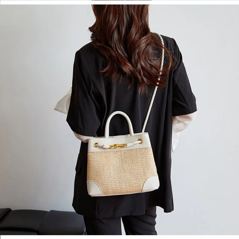 

Модная женская сумка через плечо из тонкой кожи. Модный знаменитый прочный повседневный вид. ​