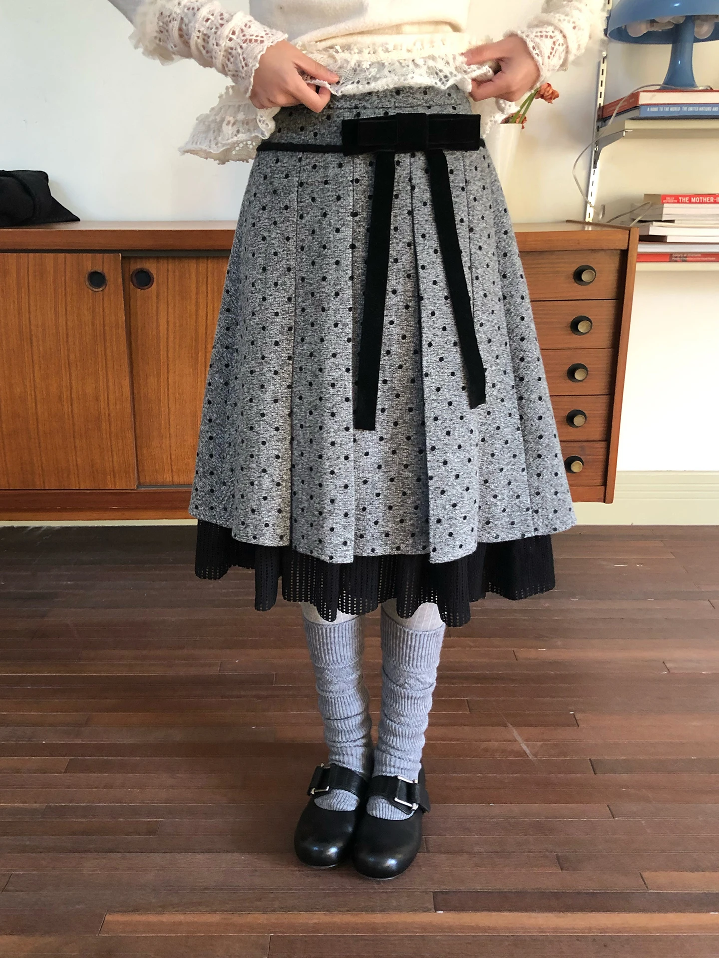 

Юбка женская шерстяная с высокой талией в горошек с бантом, ретро-стиль, повседневная мода, весенняя коллекция 2026