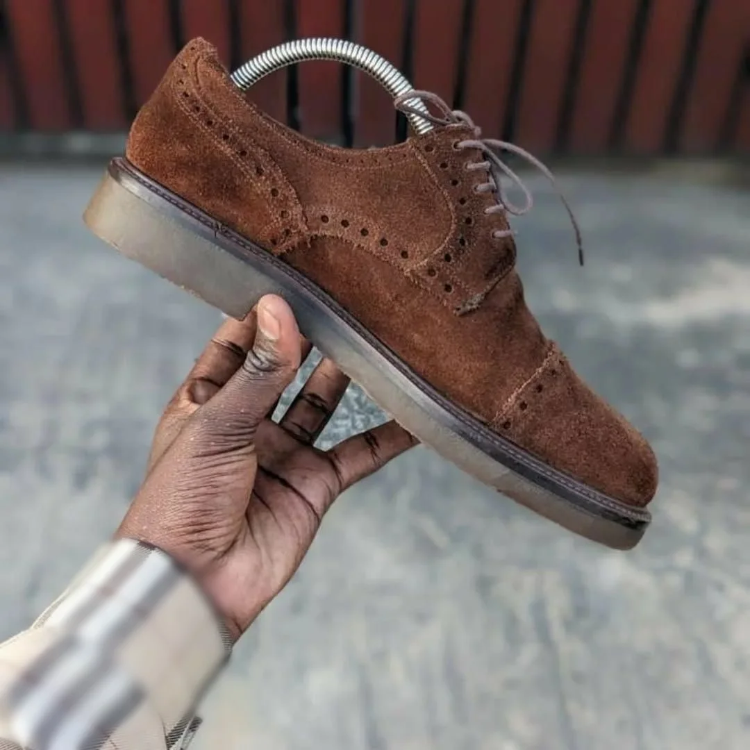 브라운 레이스업 플리스 남성 구두 남성 드레스 슈즈 얕은 펌프스 고품질 파티 슈즈 패션 큰 사이즈 47 여성용 신발