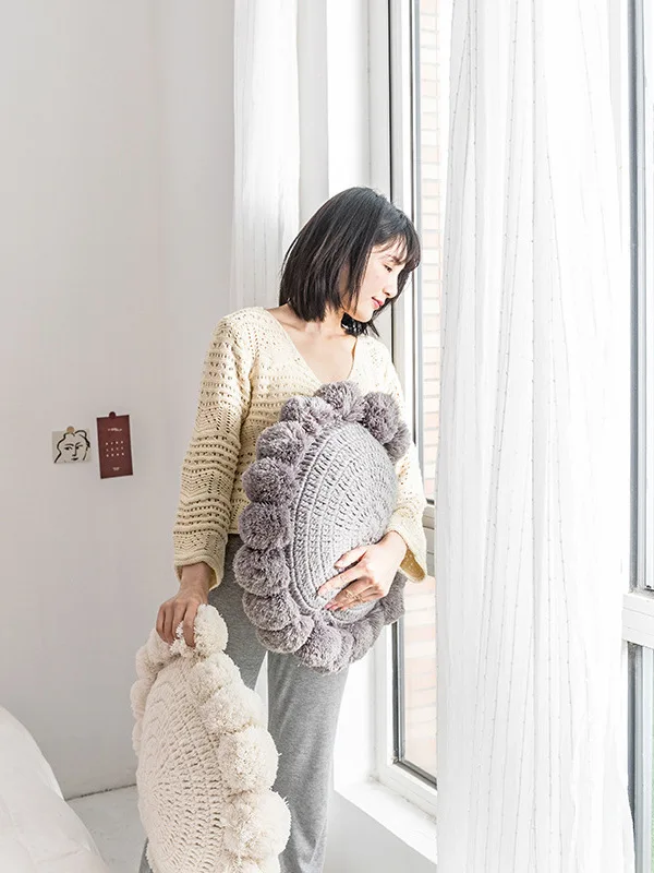 Nordic Style Ball Shaped Pillow Home Decorative Cushion for Bed Or Window  Mixed Fabric Cover PP Cotton Filling Living Room