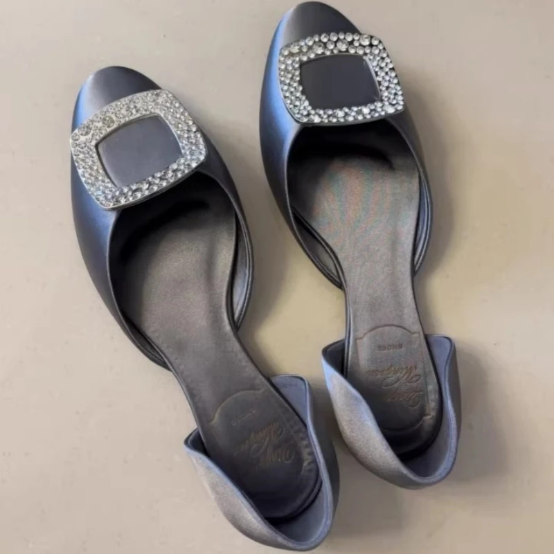 Spring and summer new round toe hollow silk surface rhinestone buckle sandals banquet large size small size flat women's shoes view 3