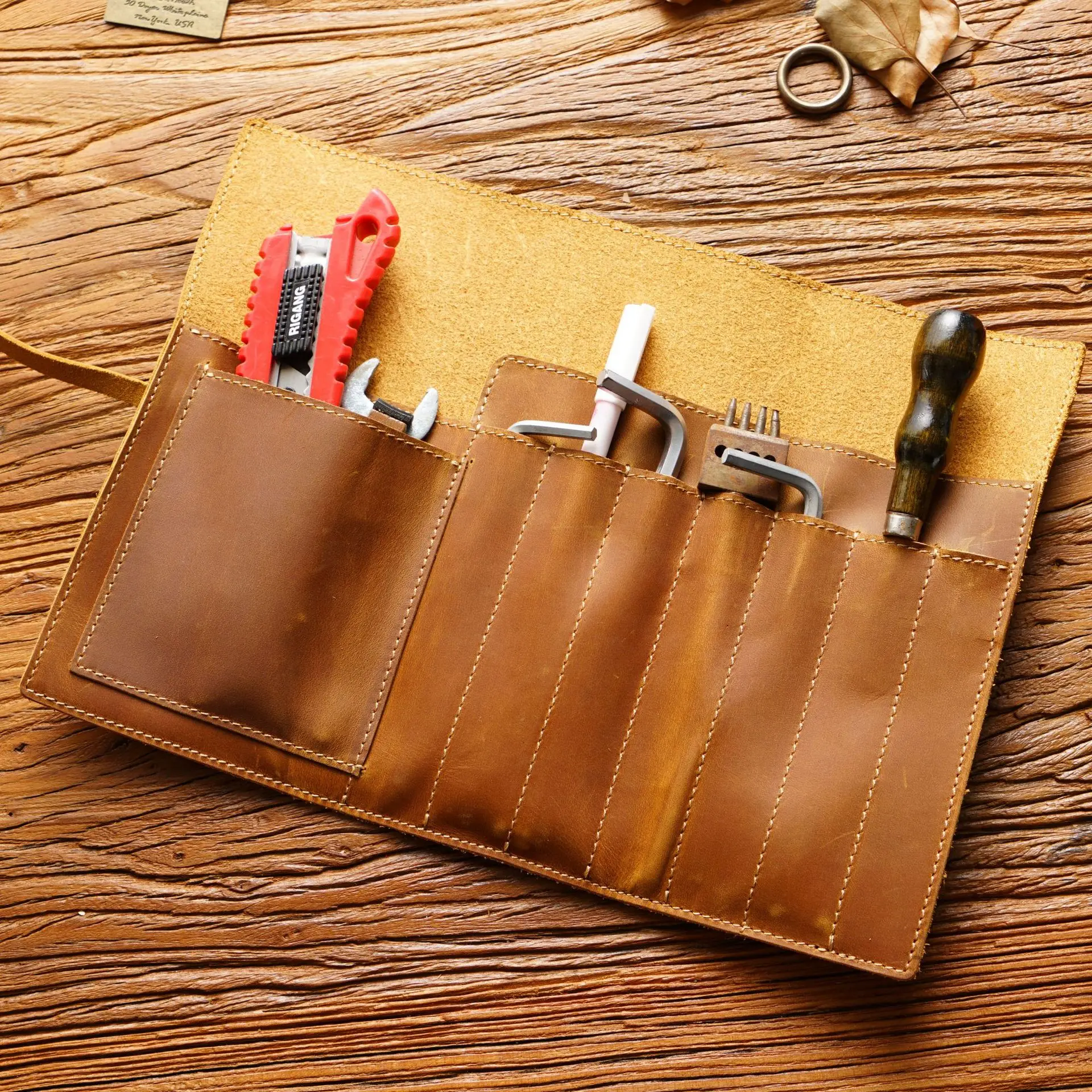 Vintage Handmade Top Layer Cowhide Pen Curtain Crazy Horse Leather Pencil Bag Multifunctional Stationery Roll Pencil Case Gifts