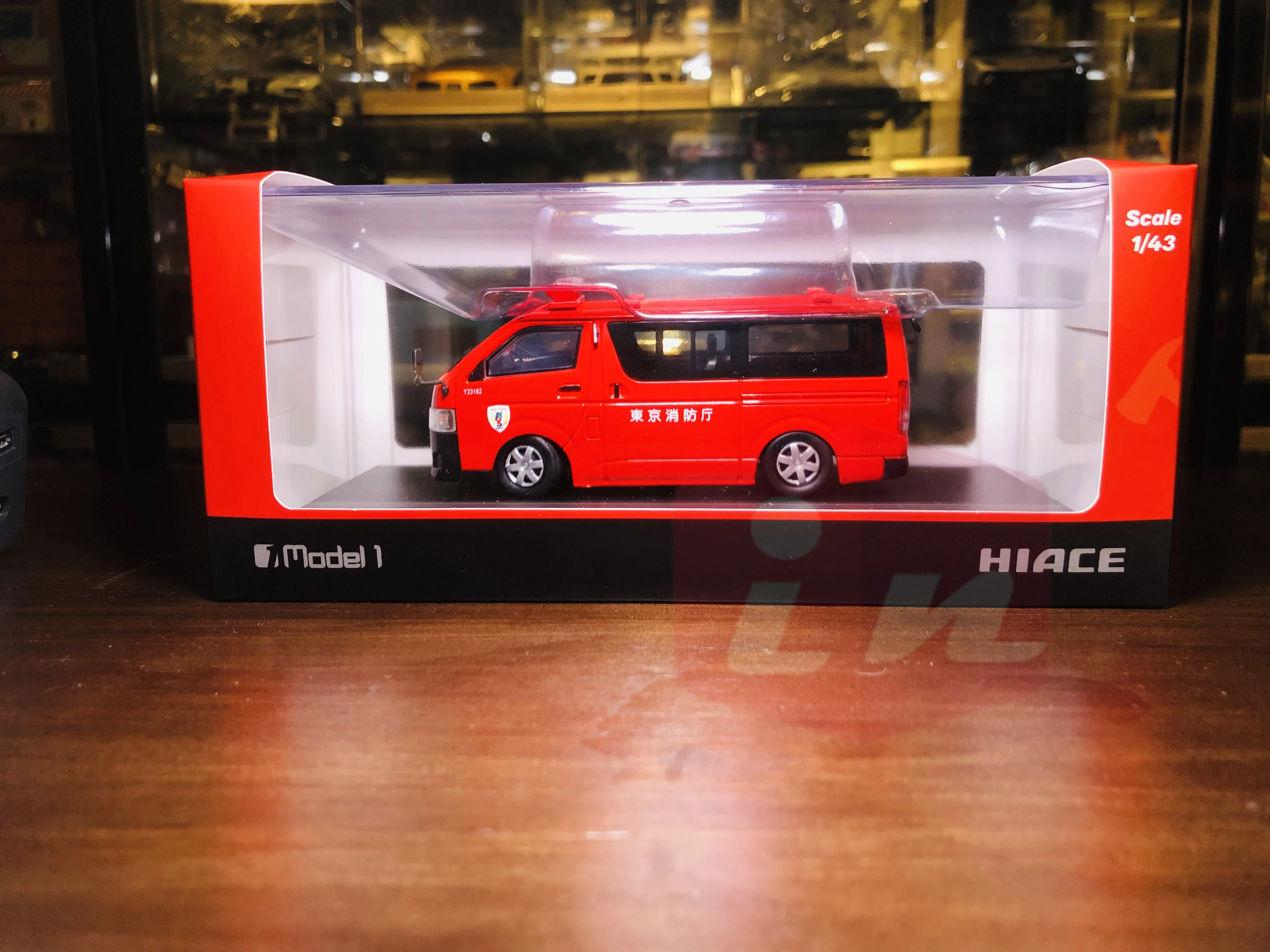 Model1 1:43  Hiace  Tokyo Antenna Diecast Model Car Collection Limited Edition Hobby Toys