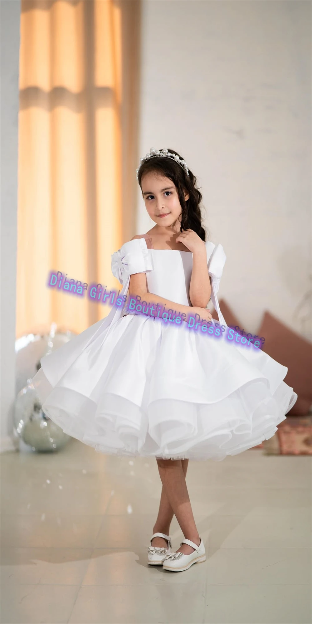 Vestido encantador de calidad para niñas pequeñas, vestido de flores para niñas, vestido de princesa de satén azul real para banquete, vestidos de noche para fiesta de cumpleaños para niños