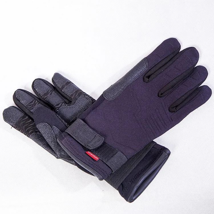 

Black Snorkeling Gloves For Deep Diving Lung Rescue Non-slip And Wear-resistant Diving Equipment Water Safety Products