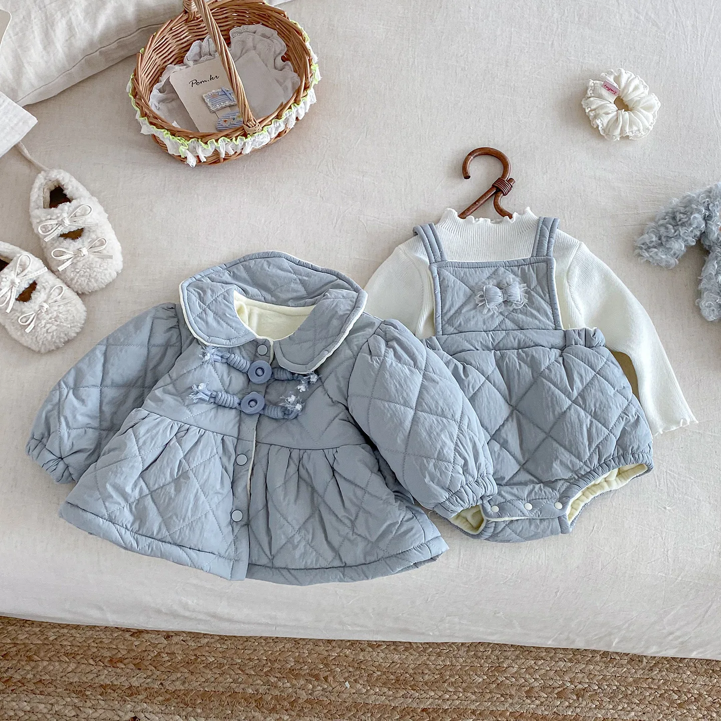 

Toddler Kid Girl 3piece Set Winter Thick Warmth Infant Girl Coat Jacket+knited Solid Girl Undershirt+plush Newborn Girl Overalls