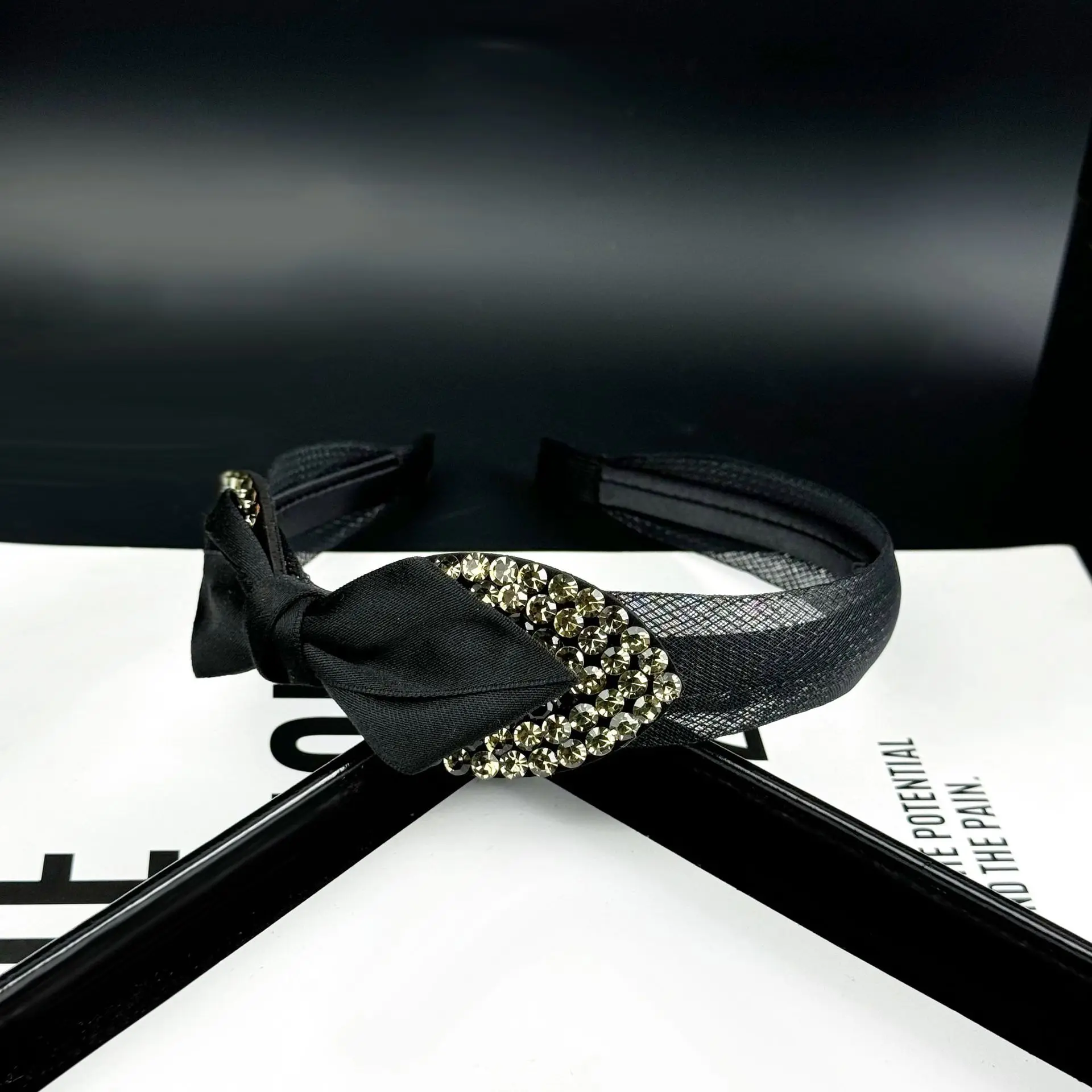 2026 Fashion New Hairpin Headband Women's Side Bow Diamond Headgear Pressure Hair Wash Face Headband 4