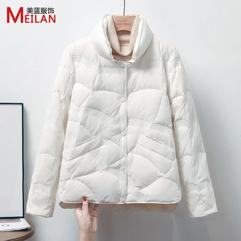 Damska kurtka jesienno-zimowa, krótki fason, lekka, cienka, ocieplana bawełną, płaszcz damski, casualowa, stójka, pikowana, ciepła odzież damska.